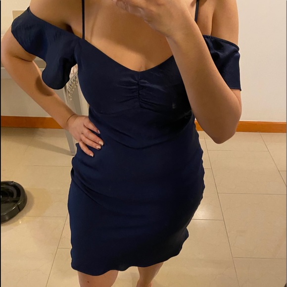 Satin dress in navy blue - Picture 5 of 10